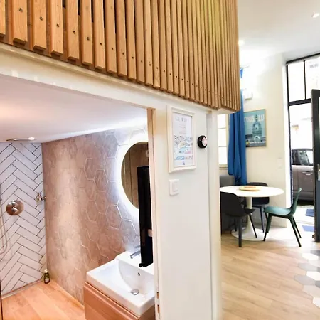 Hyper-centre Lekain Unsejouranantes アパート ナント