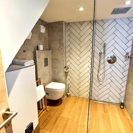 Apartman Hyper-centre Lekain Unsejouranantes *